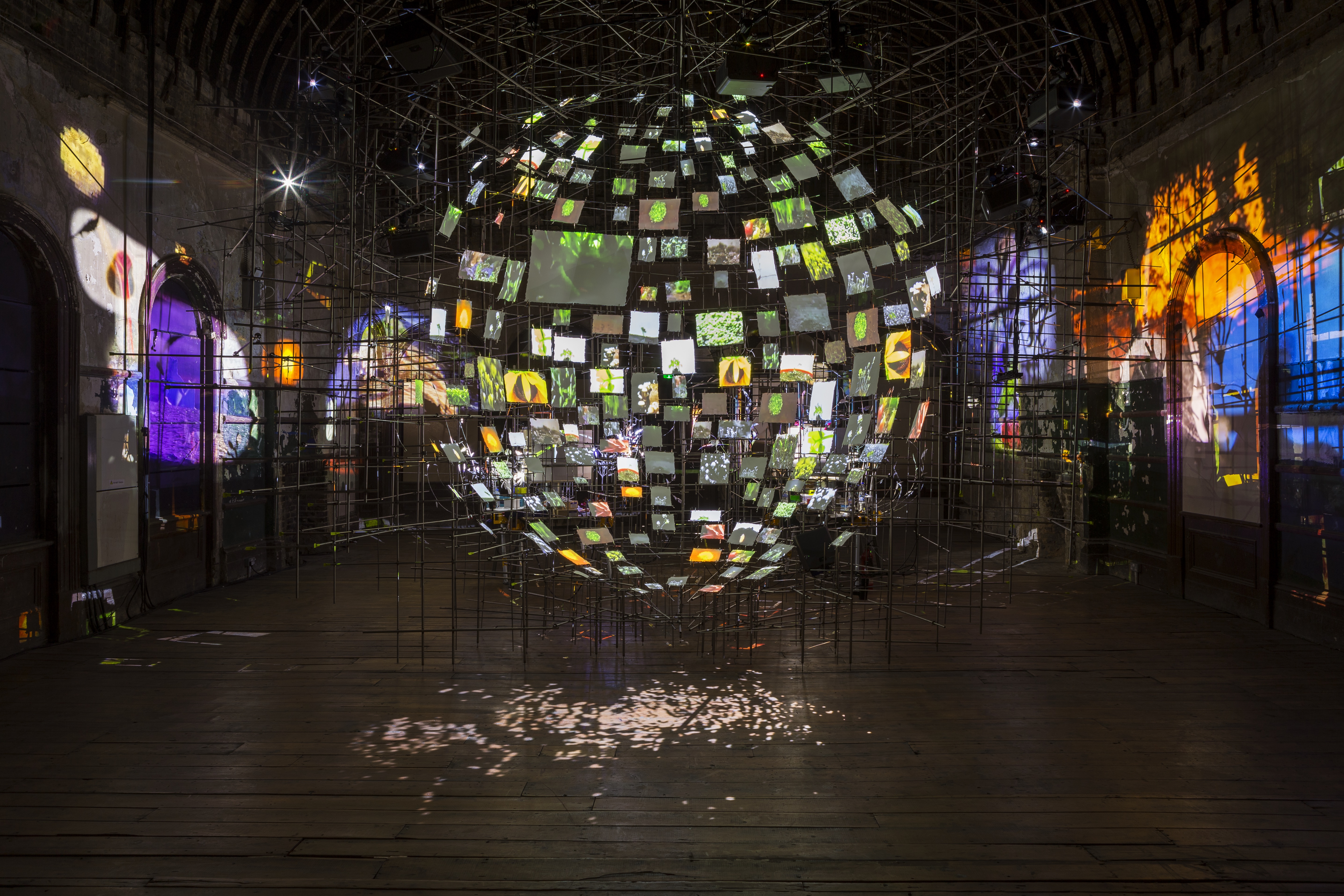 Sarah Sze, Metronome, The Waiting Room, 2023. Photography by Thierry Bal, courtesy of Artangel.